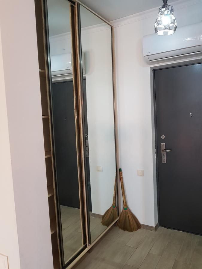 Apartments Cira 01 Batumi Exterior foto
